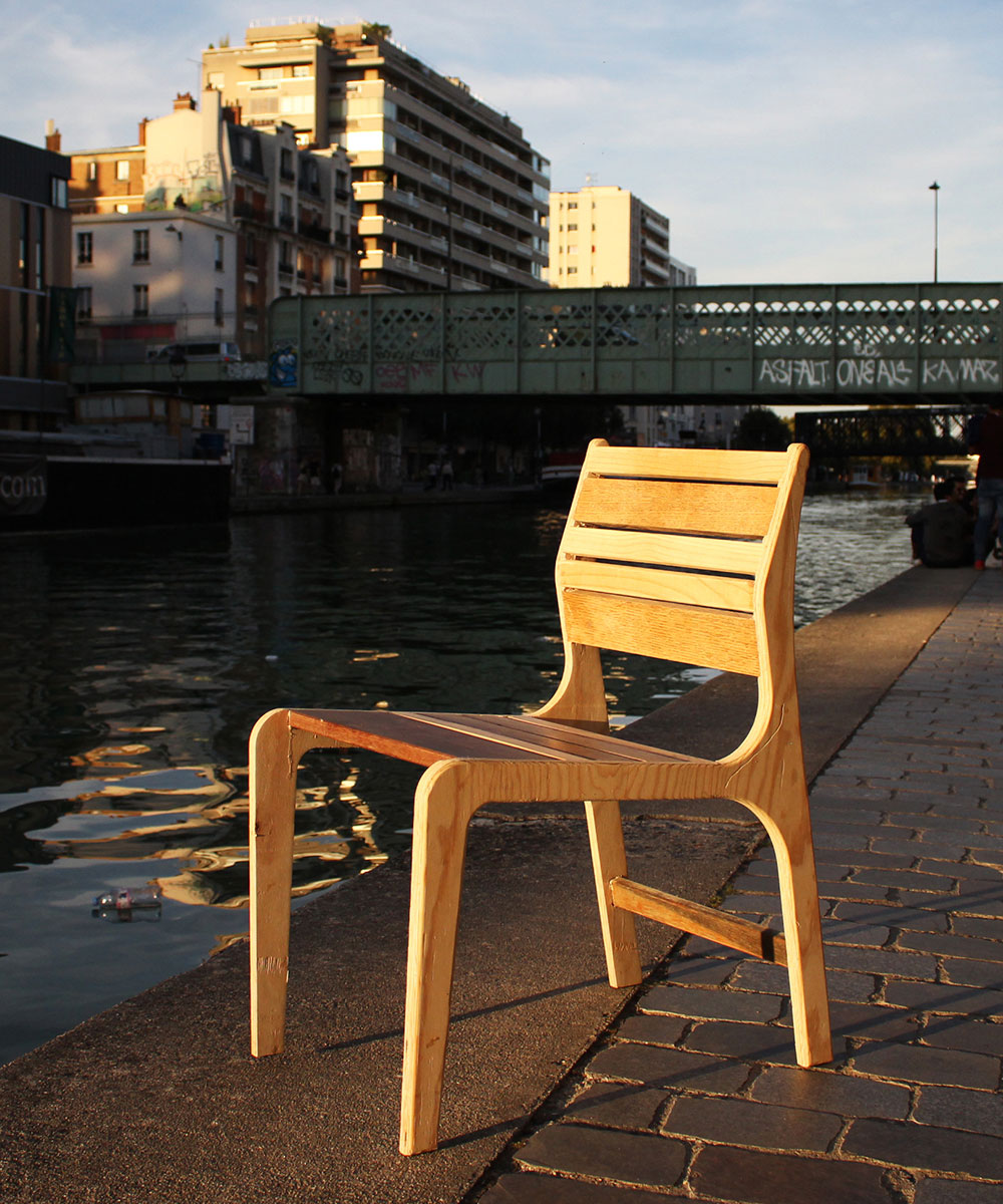 Chaise en bois surcyclé par Pimp